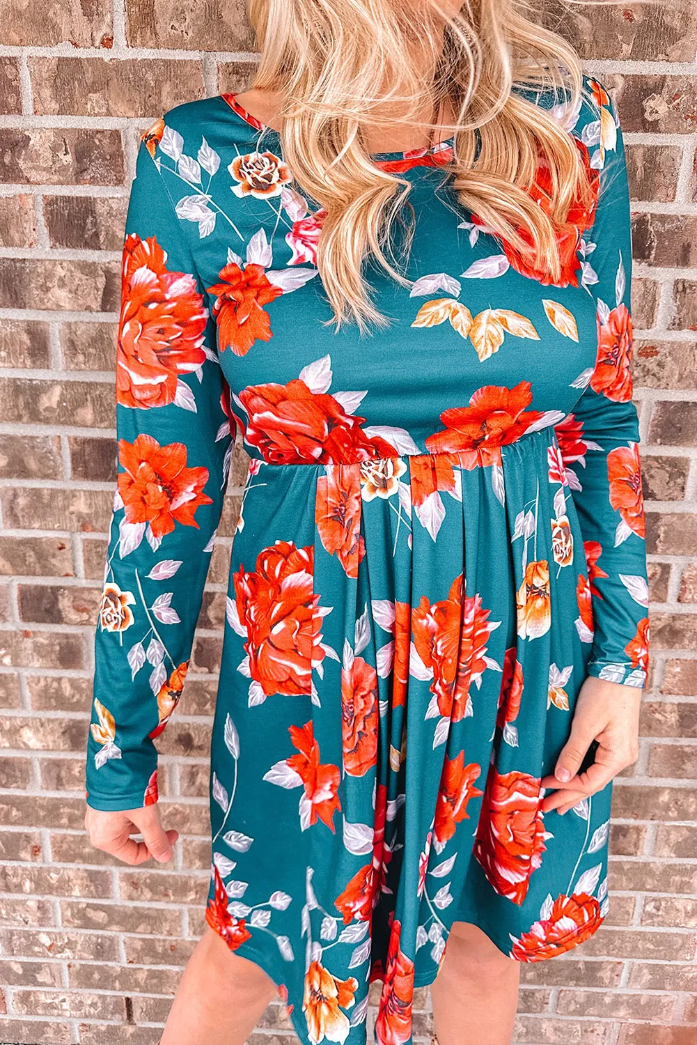 *APP EXCLUSIVE* Floral Long Sleeve Pleated Detail Dress