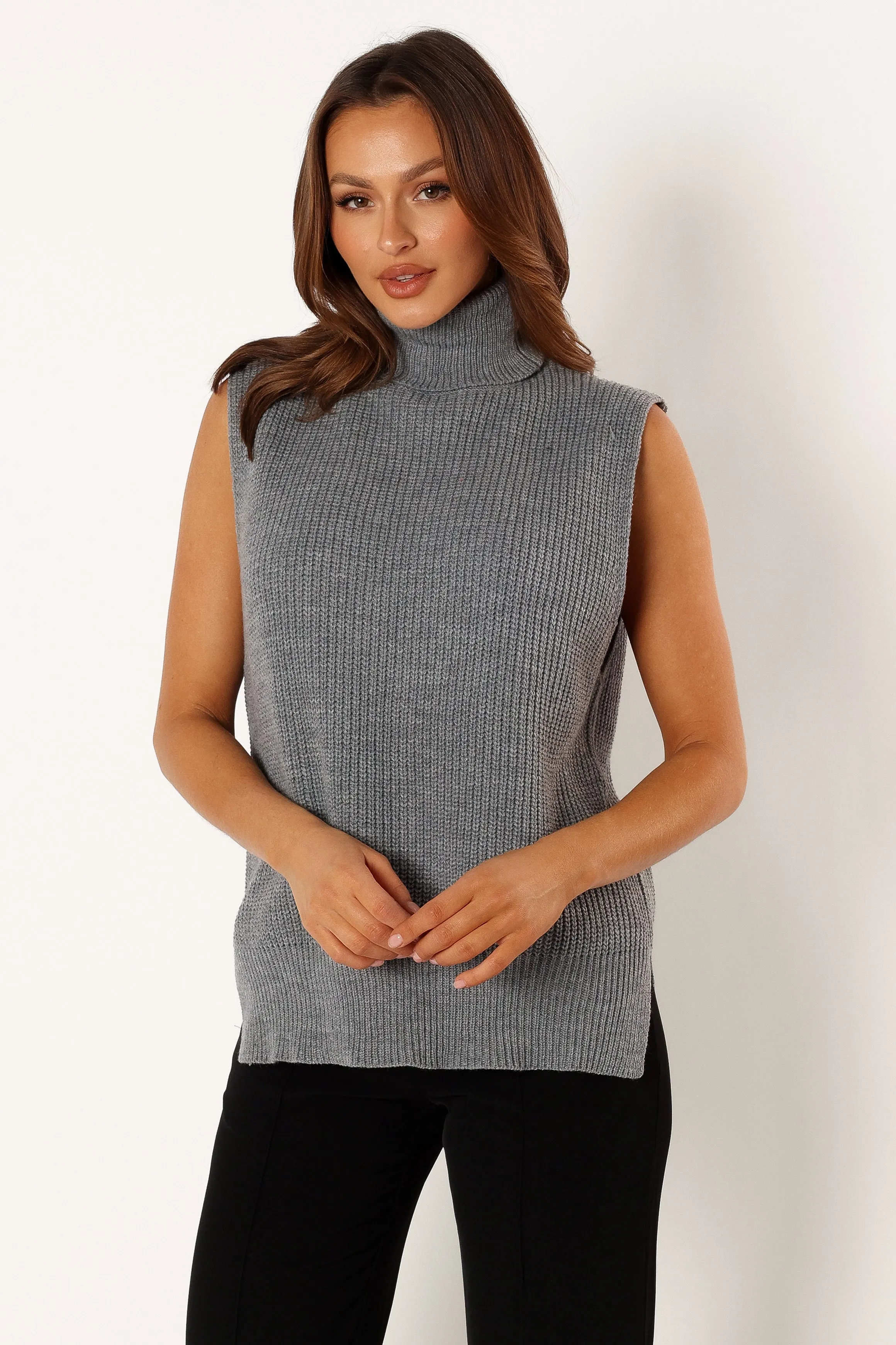 Celaena Turtleneck Sleeveless Sweater - Grey