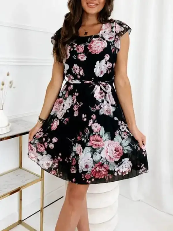 Women’s fluttering sleeve waist floral pleated dress