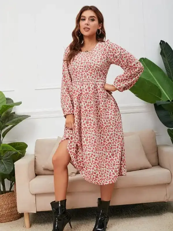 Women’s square neck floral hem dress